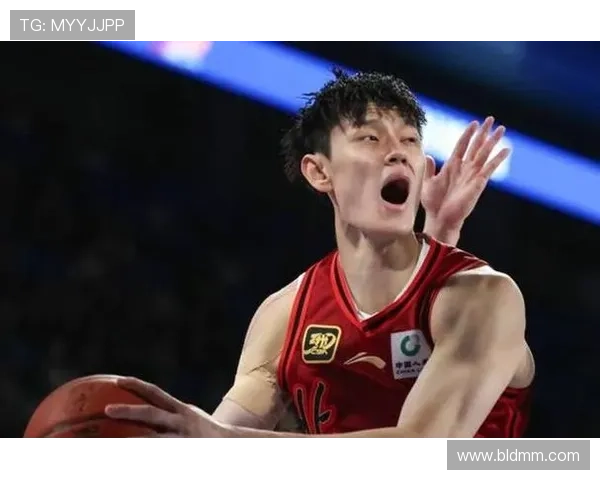 中国男篮世亚预名单公布周琦二胡领衔曾凡博张镇麟入选赵睿落选