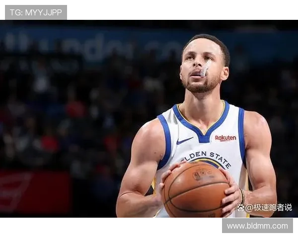 勇士官方宣布库里股四头肌受伤一周后将进行复查评估